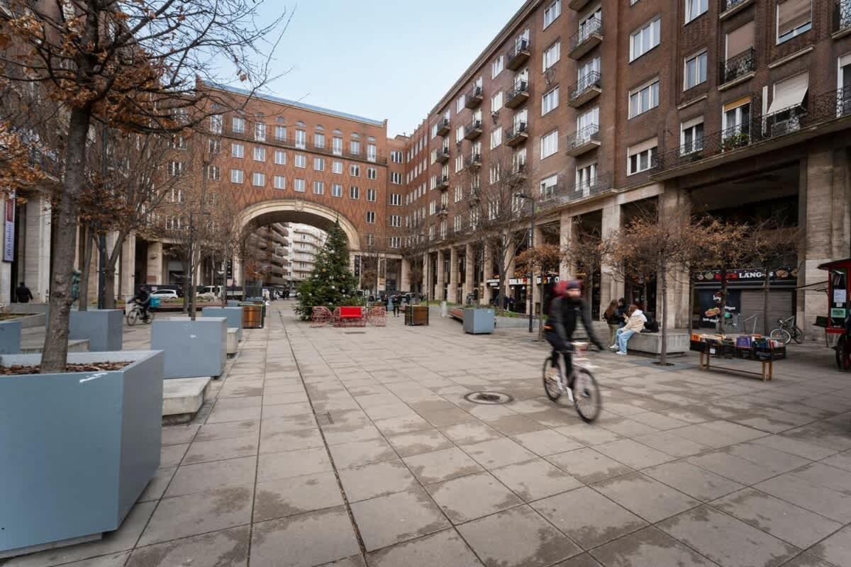 Charles' Haven In The Heart Of